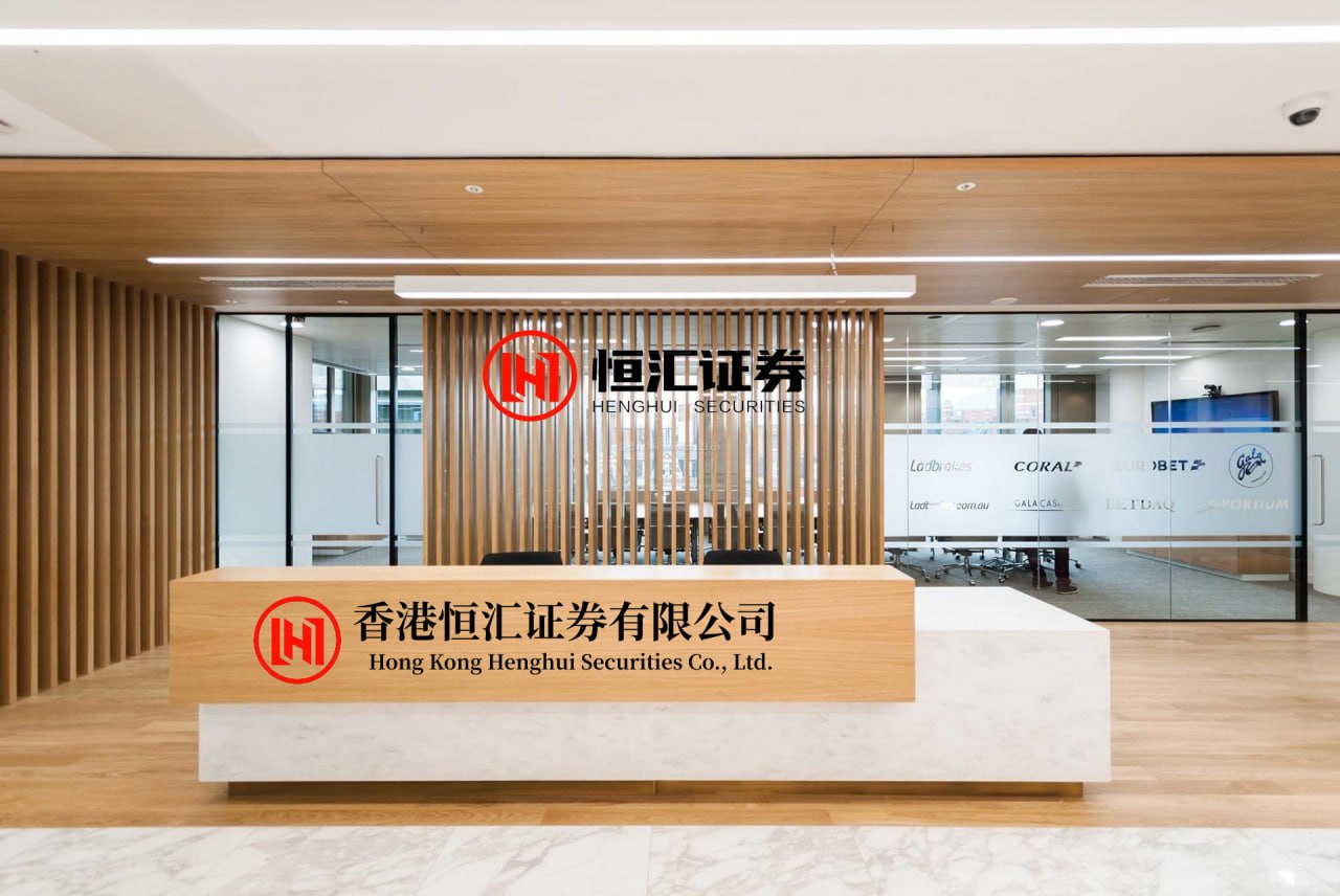 大彩配资官网 谁懂啊！靠《重返未来：1999》封神的深蓝互动又招人了！二次元游戏党狂喜，这次海量岗位直接敞开招，想进游戏行业的宝子别错过！关于深蓝互动2020 年成立的二次元自研游戏公司，代表作《重返未来：1999》口碑和市场直接双炸！深耕二次元内容创作，背靠资深研发团队，主打一个艺术质感拉...